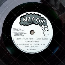 Johnny Clarke - Dont Let Jah Down